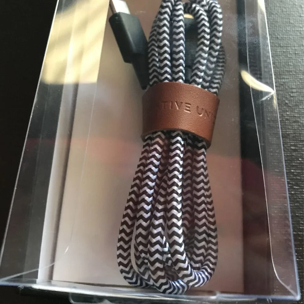Native Union - 4' Lightning-to-USB Type C Cable - Zebra